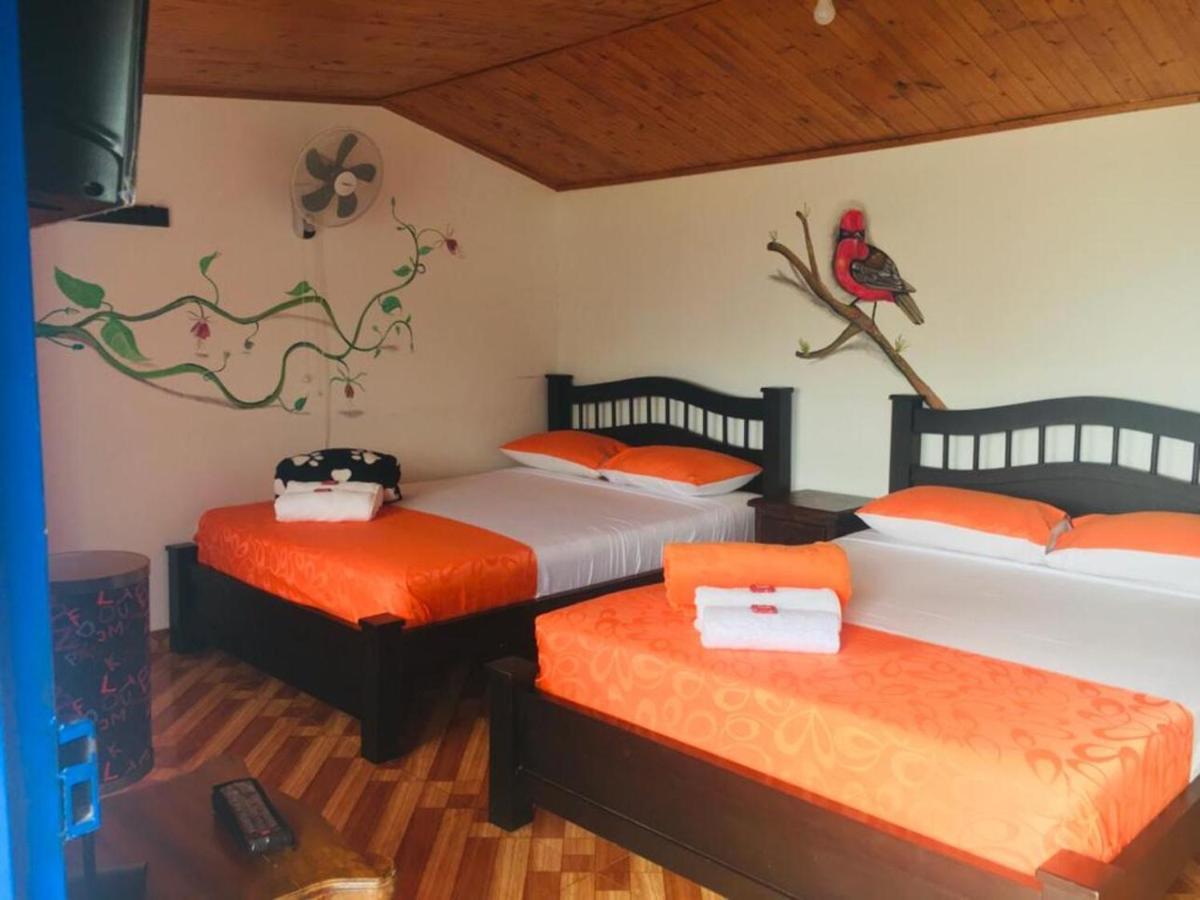 Finca Turistica Santa Clara Vandrarhem Calarcá Exteriör bild